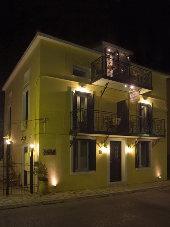 Meliti Guesthouse Akrata Exterior photo