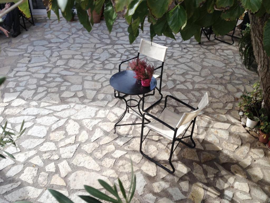Meliti Guesthouse Akrata Exterior photo