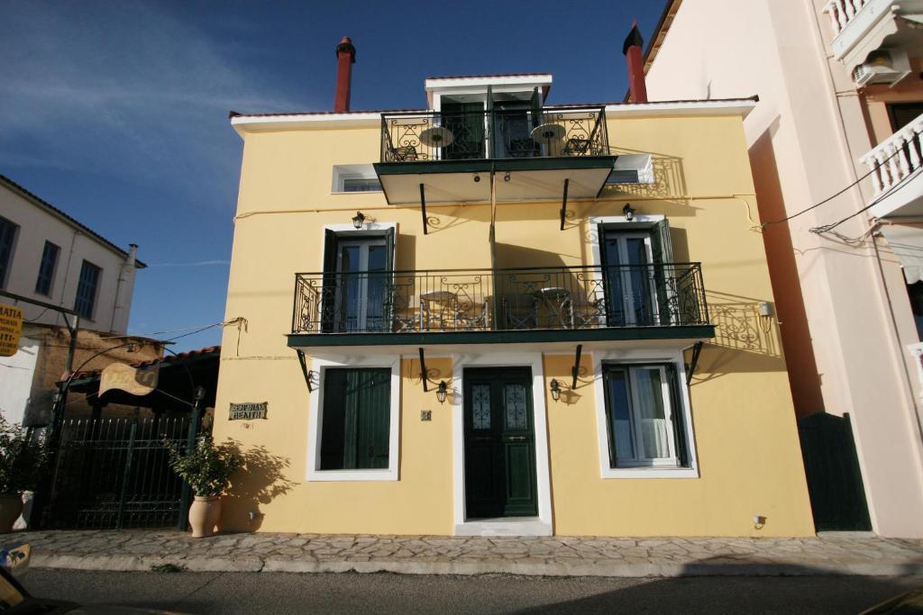 Meliti Guesthouse Akrata Exterior photo